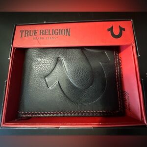 🆕True Religion Bifold Leather Wallet